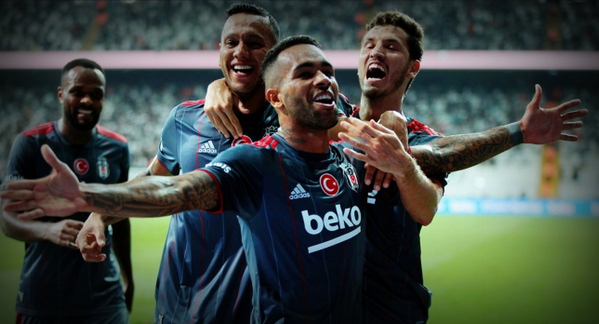 Söyle senden başka kimim var benim!

#Beşiktaş
