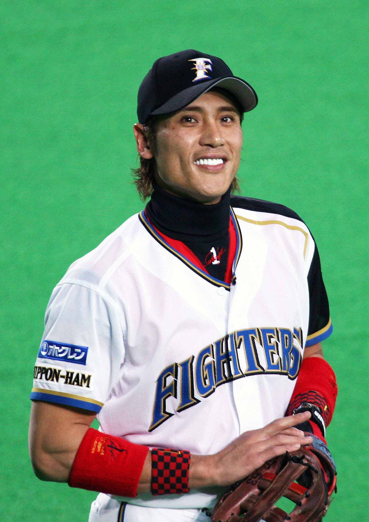 تويتر ゆう 巨鷲党 على تويتر Bigbossの歴代日ハムユニフォーム Lovefighters T Co 2oaksz1rva