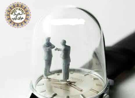 انسان کے جسم میں بھی ایک گھڑی ہے جس کی سوئی "زبان" ہے جو بندے کی "اوقات" بتاتی ہے...!!🌹♥️🌹#اردو_شناس