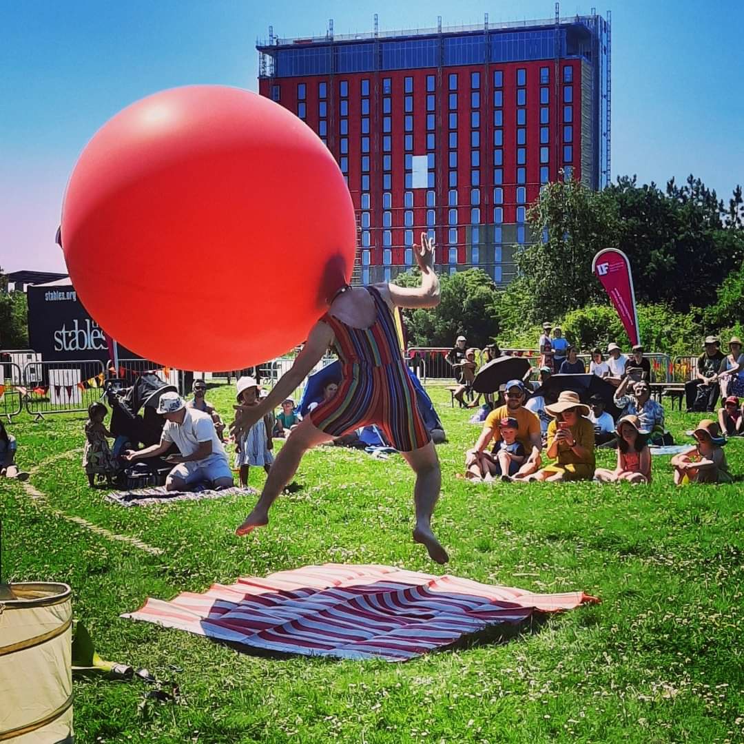 DestinationMK's tweet photo. HAPPY 55th BIRTHDAY #MILTONKEYNES! 🎈

You're a little bit weird, a lot wacky and full of amazing green spaces and wonderful people...we #LoveMK ❤️ https://t.co/cmHGPJ0lwM