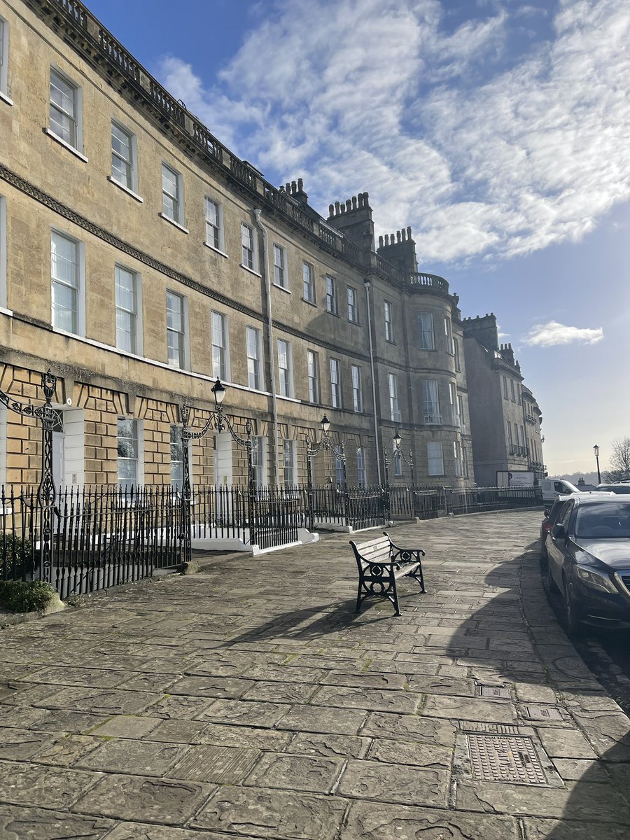 colourcraftsw's tweet image. Bath site visit yesterday! Working our way through one of these properties with just the basement area left to do! #colourcraftdecorators #bristol #bath #grade2listed #paintinganddecorating