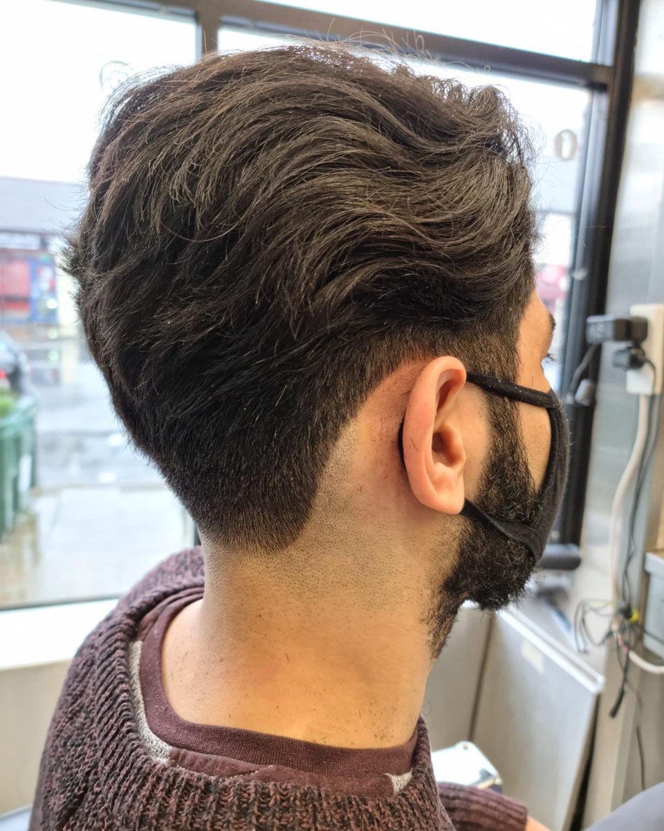 lazaroubrothers's tweet photo. A little undercut as our client aims for a longer style long-term #lazaroubrothersbitchgrove #salonscardiff #barberscardiff #barridirectorlazaroubirchgrove https://t.co/lvVunyeh2k