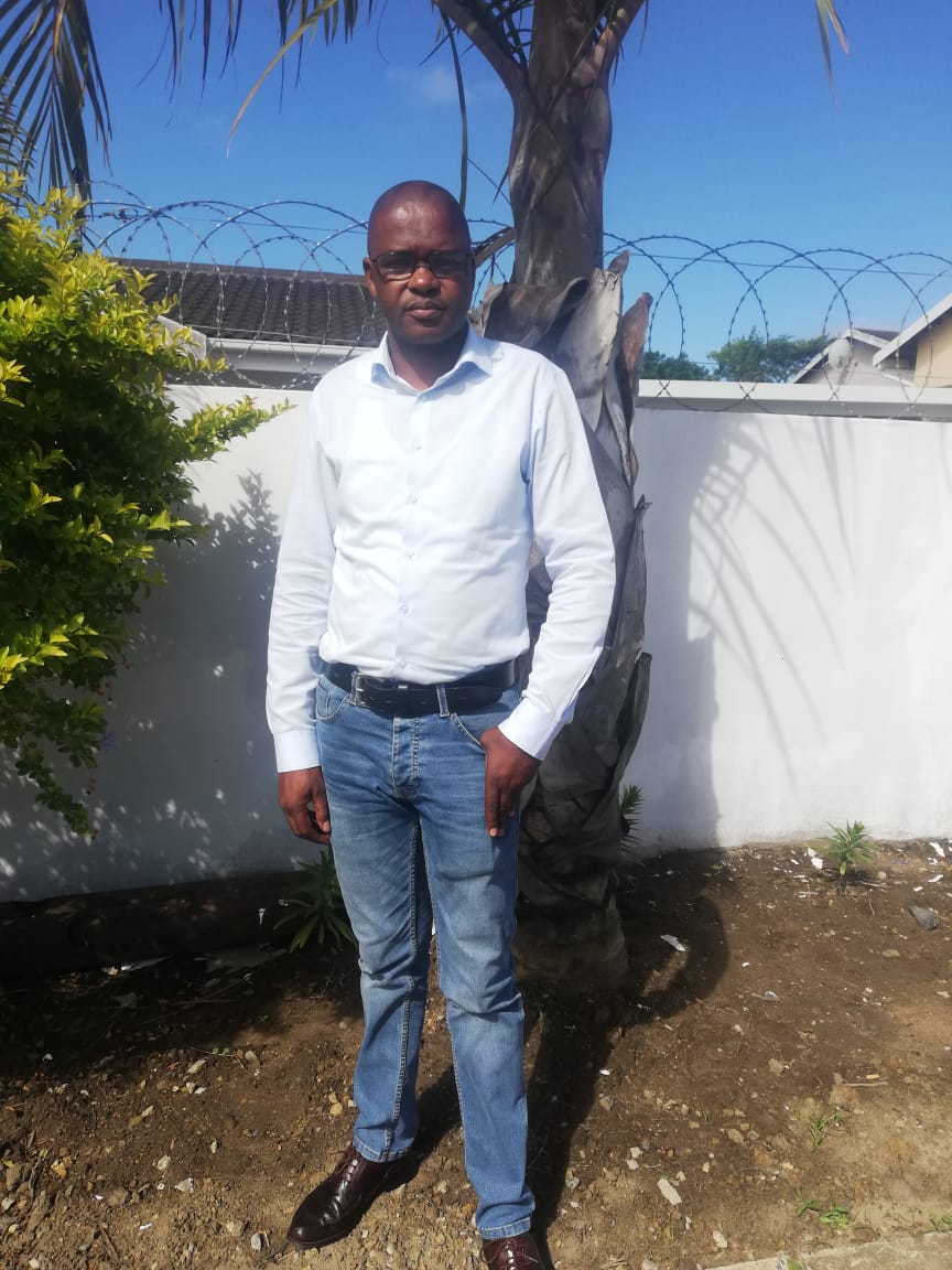 BongeMacupe's tweet photo. My father's English class at Vulindlela Technical in Bizana obtained 97% in the matric results.
Uyasebenza u Nokwindla 🥺

Also the high school in my village e Mt Fletcher i Mhlontlo SSS obtained a pass mark of 82.1%. Uyaqhuba u principal Makalima 🥳
#MatricResults https://t.co/aPDpdGwiF7