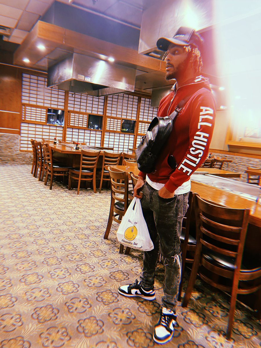 Fletchx92's tweet image. #STAYSUCKAFREE #AHNL