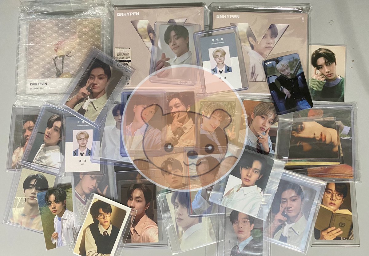 enhafindsph's tweet photo. #ENFupdates
- Batch 7
Items are now complete & have already arrived in my PH add, will begin sorting all fully paid orders tonight & will start shipping out tom π€
- Batch 8
1st half is already in transit to PH, for the remaining half there are++ https://t.co/Pb4aZMqHO6