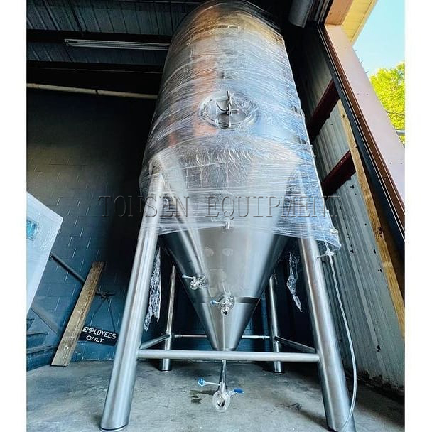 HelenLiu2018's tweet image. 80bbl fermenter arrived in US. love this big guy!!!
if you also need fermentation tanks, pls don't hesitate to tell us.
Email: helen@tonsenbrew.com
  #unitank #brewingequipment #craftbeer #bière  #biereartisanale  #brasserie #beerfactory #brewery #microbrewery #fermenters