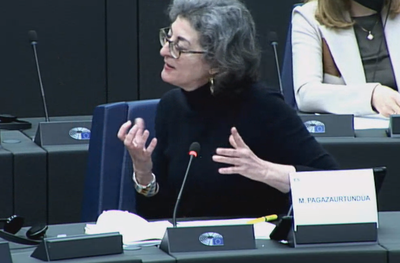 VeraJourova's tweet photo. The Conference on the #FutureOfEurope is in full swing. Chairing the Working group on Values and Rights. 

Great to hear your views, your demands on the 🇪🇺 and suggestions. Also, I hear a lot that you are not willing to compromise on democracy and values the EU stands for. #CoFoE https://t.co/BMwWZHJyw1