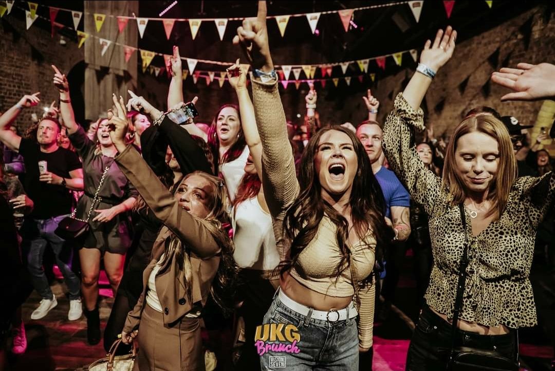UKG_Brunch's tweet photo. #LONDON! π¨ππ ππ₯π¨π‘ππ Photos From 12th Jan Are Now Up On Our #Facebook Page https://t.co/LSvenAWPU2 π₯³π
#GetTagging
π« TICKETS >> https://t.co/Bumeqbr77C
#UKGBrunch #DaytimeRaver https://t.co/3qqPqhNqee
