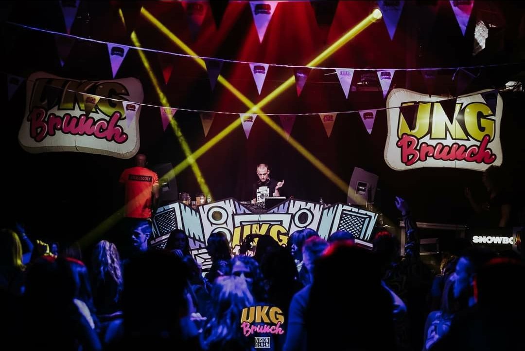 UKG_Brunch's tweet photo. #LONDON! π¨ππ ππ₯π¨π‘ππ Photos From 12th Jan Are Now Up On Our #Facebook Page https://t.co/LSvenAWPU2 π₯³π
#GetTagging
π« TICKETS >> https://t.co/Bumeqbr77C
#UKGBrunch #DaytimeRaver https://t.co/3qqPqhNqee