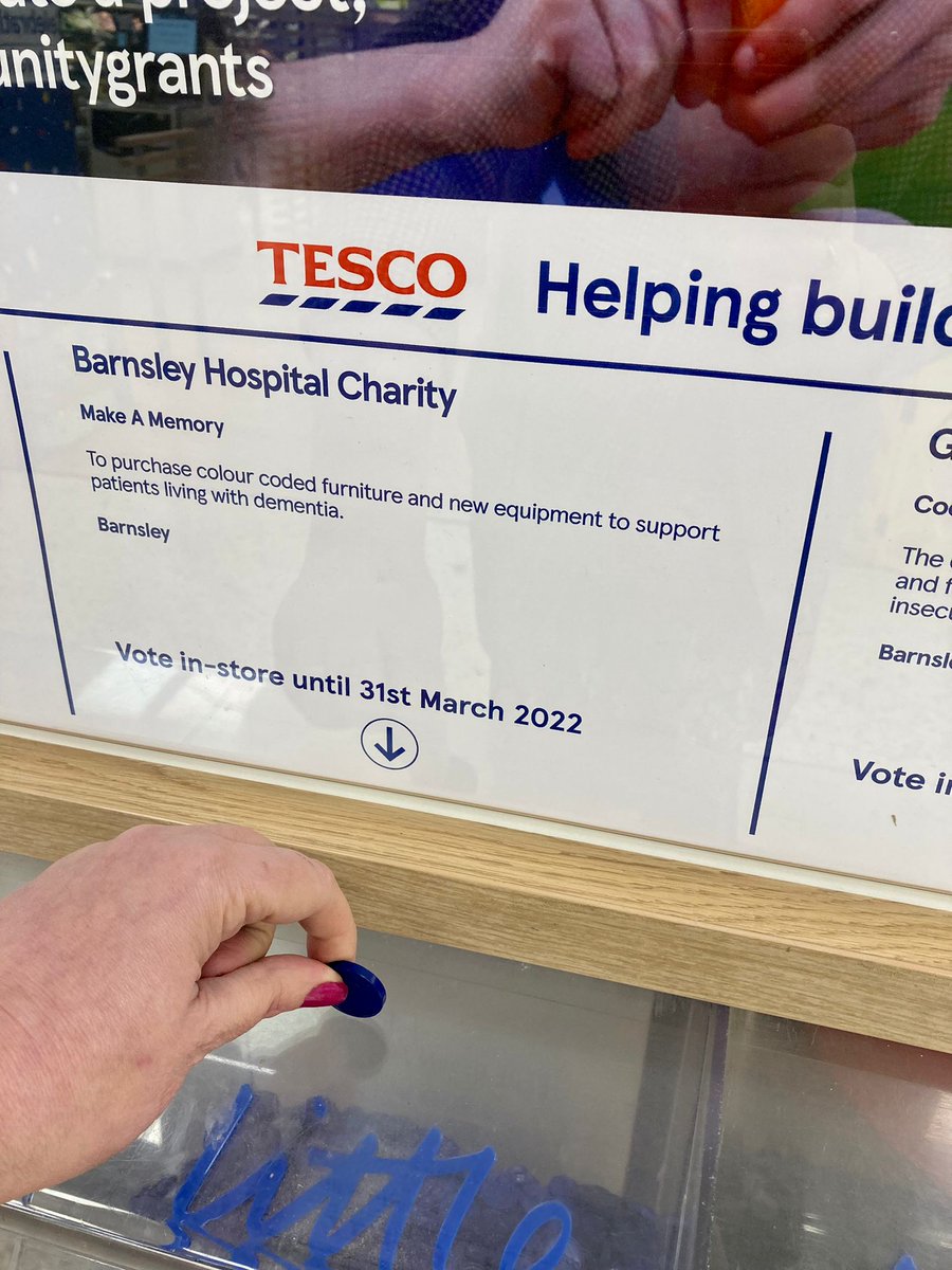 If you are shopping @Tesco Stairfoot @Lisa_Community please pop a blue token in the box and vote for us to help our Make A Memory Appeal, supporting patients living with dementia @barnshospital @CBU1_BHNFT @loubygallagher Thank you for your support 💙