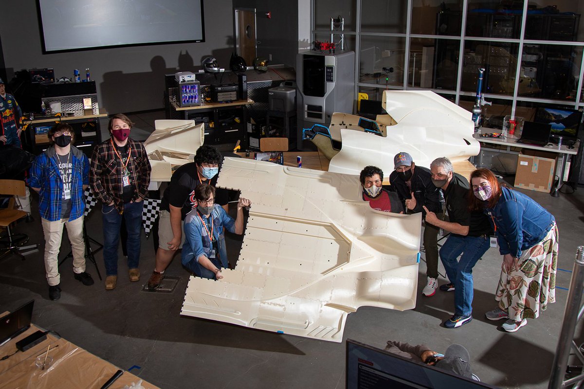 FullSail's tweet photo. The #SimViz team welcomed @redbullracing and @scottspeed to the #FullSail SimLab to see the in-progress build of a true-to-size #3D Printed @redbull RB16 F1 #RaceCar and Simulator. The team gained valuable insight from Scott from his #Formula1 driving experience.
#TeamWork #F1 https://t.co/1XnZH19Twq