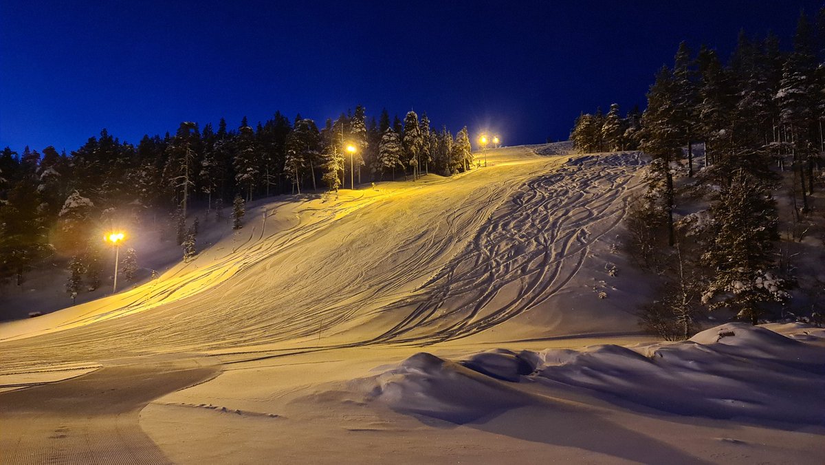 istvan_mak's tweet photo. Did some #recon at @skisaariselka, so that we can put together our #PlanOfAttack for tomorrow with the guys.
.
.
.
#SkiWeekend #SkiTrip #Lapland #Lappi #Saariselkä #FinnishLapland #Ivalo #ThisIsFinland #IstvanAroundTheWorld https://t.co/wxWZCgqvCp