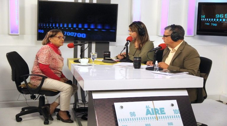 Gob_Guarico's tweet photo. #Infórmate📣 Dip. Gladys Requena «Es necesario que nos conectemos con el significado de las tres R»

Más información ⬇️
👁‍🗨https://t.co/egRVlvUvyA

#Guárico
#CuidémonosDeLaCovid19 
#ResistirRenacerRevolucionar https://t.co/gNBbFbfXr5