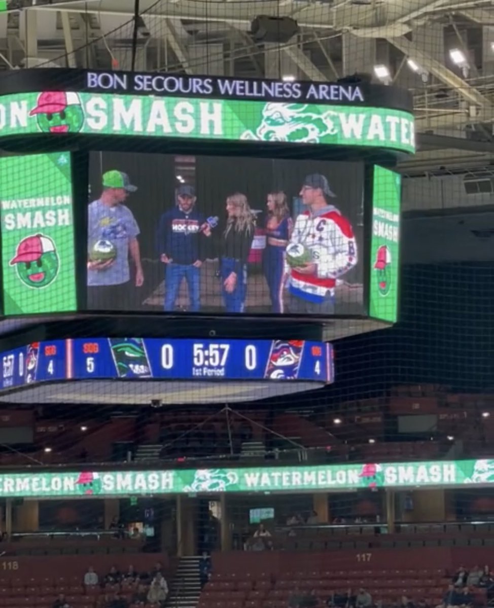 While at the Greenville Swamp Rabbits Hockey game, @sandwichman2020 spotted a fan already wearing one of our racing shirts!! #sandwichmanracing