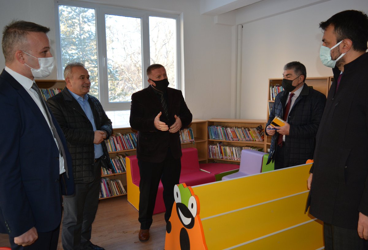 Akkışla Kaymakamı <a href="/MinuzErkan/">Erkan Minuz</a> ve Akkışla Belediye Başkanı <a href="/ayhanarslantr/">Ayhan ARSLAN 🇹🇷</a> ile açılışı için son aşamaya geldiğimiz Akkışla İlçe Halk Kütüphanesi'nde incelemelerde bulunduk.
Şimdiden ilçemize hayırlı olsun.