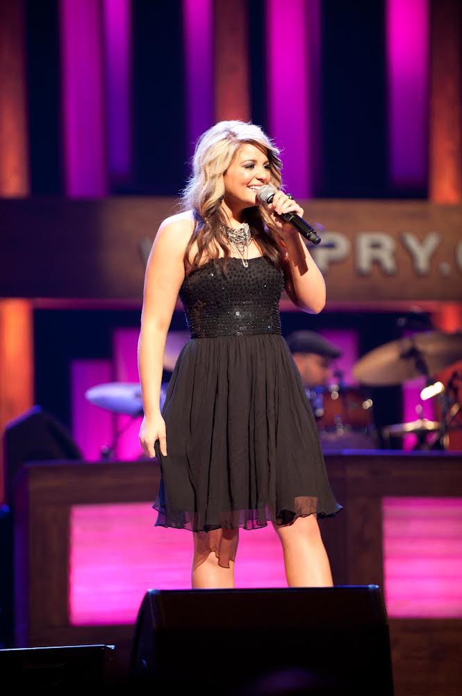 Lauren Alaina tweet media