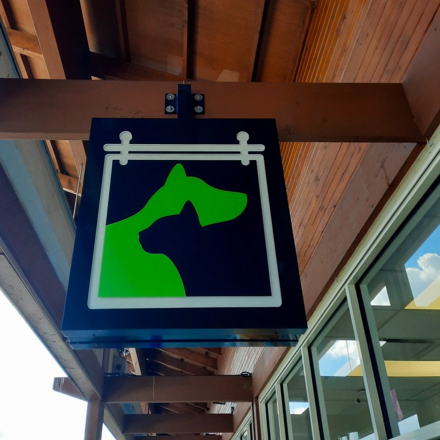 Light Up Your Signage! #Transform your storefront by investing in low maintenance LED-illuminated signage. At #FASTSIGNSCoquitlam, we go out of our way to create #custom #signage that will excite, delight and invite customers into your store.