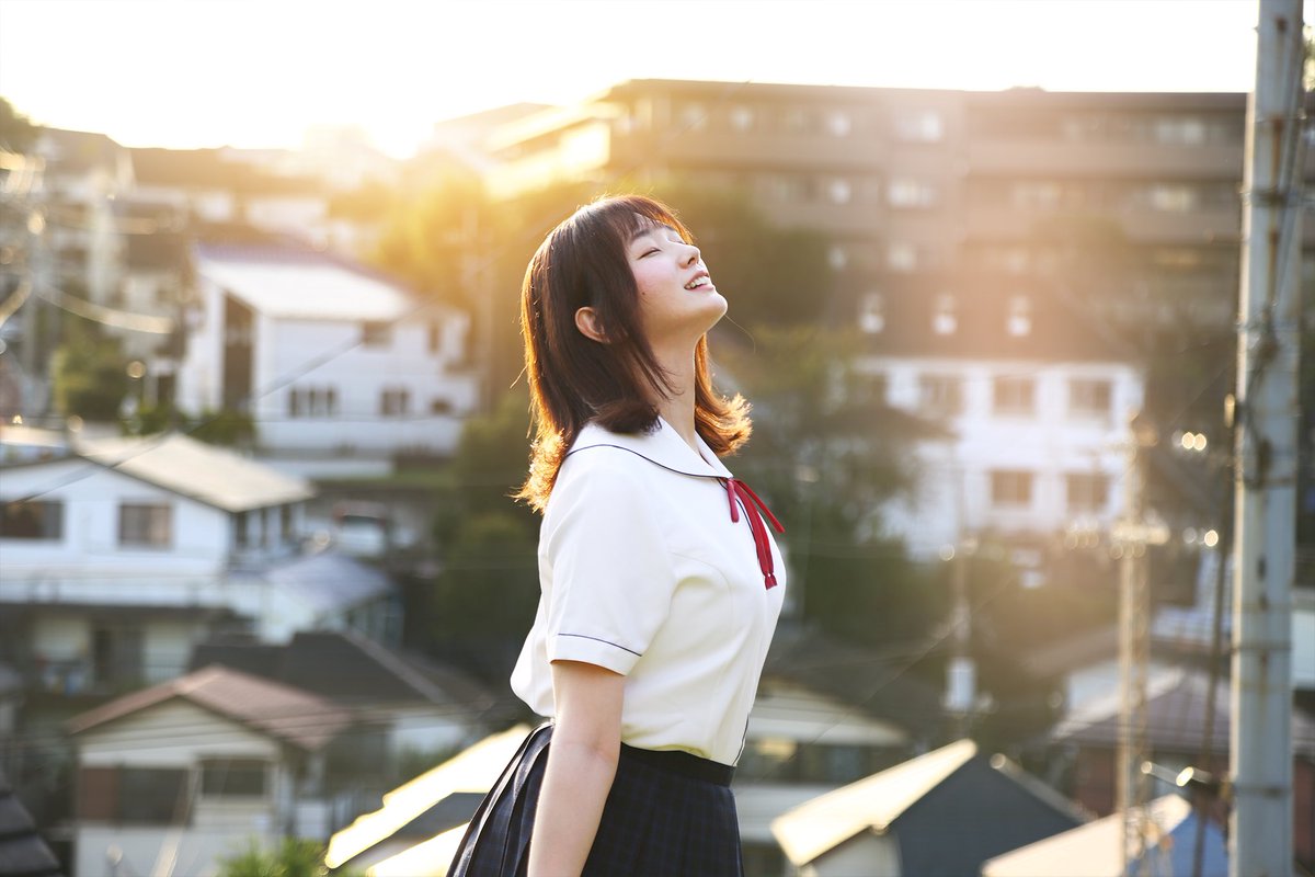 nishiharasatsuk's tweet photo. オフィシャルウェブサイトがリニューアルオープンしました🥰
https://t.co/ViZUOA5jza
かわいくて魔法な世界観にあふれています🥺🌟
良かったらぜひ覗いてみて下さい✨

制作 @MauveLLC 
撮影 @utarow0904 
編集 @taku_5_31 
イラスト@Liely_Life 
衣装協力 @KANKO_official 
協業 @otomejuku0604 https://t.co/w1yDGxhSPq