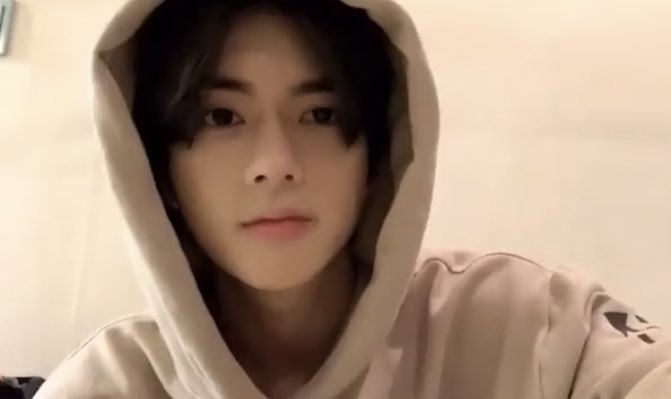 อมกกกยอร์ชหล่อมากกก ㅠㅠ