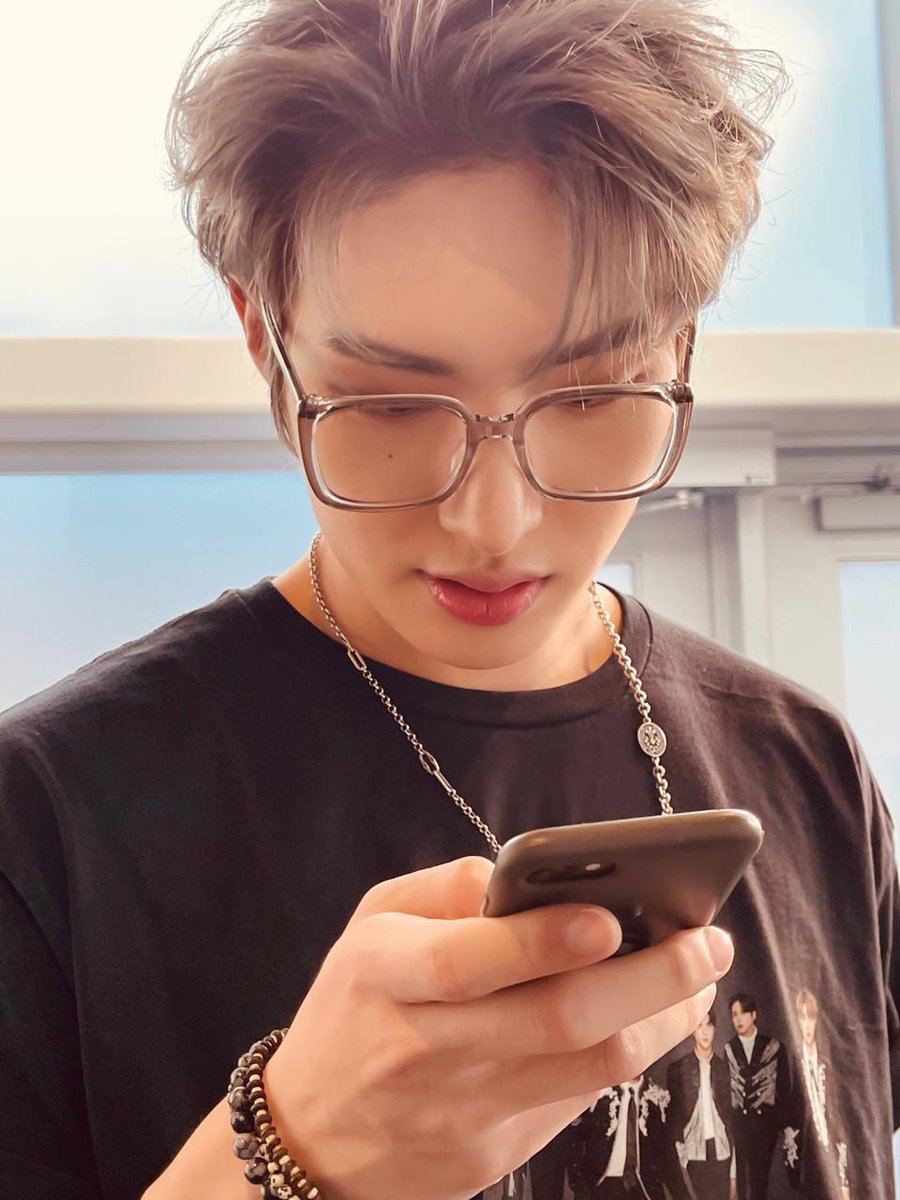 thinkingabtsmg's tweet image. boyfriend material &amp;lt;3