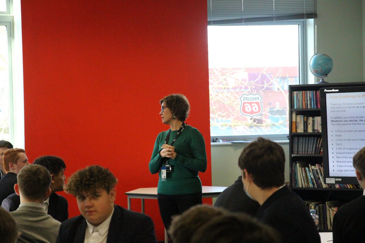 ENLUTC's tweet photo. A full morning with @mrspopples @NatGridJobs @youngenterprise on the @gridforgood programme for for our students today.

A huge thanks to all involved! #SkilledForLife https://t.co/unSBvGQIAV