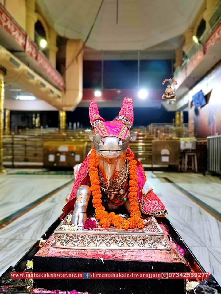 Shyamdhangar852's tweet image. जय श्री महाकालेश्वर 
दि 21.01.2022 को ज्योतिर्लिङ्ग श्री महाकालेश्वर जी का भस्म आरती श्रृंगार दर्शन