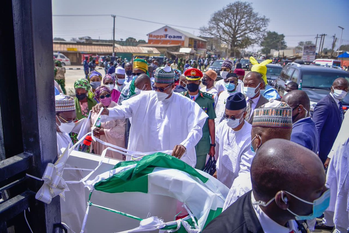 InsideKaduna_'s tweet image. The new Sabon Gari Market, Zaria commissioned by President Muhammadu Buhari today… #PMBInKaduna
