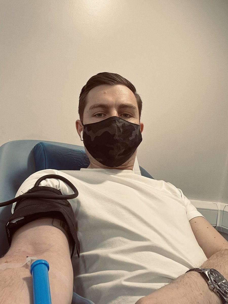 16th pint of my finest donated today 🩸<a href="/GiveBloodNHS/">NHS Blood Donation 🩸🩹</a> 
If you are able to, I urge you to get donating 😁 #GiveBlood #SaveLives