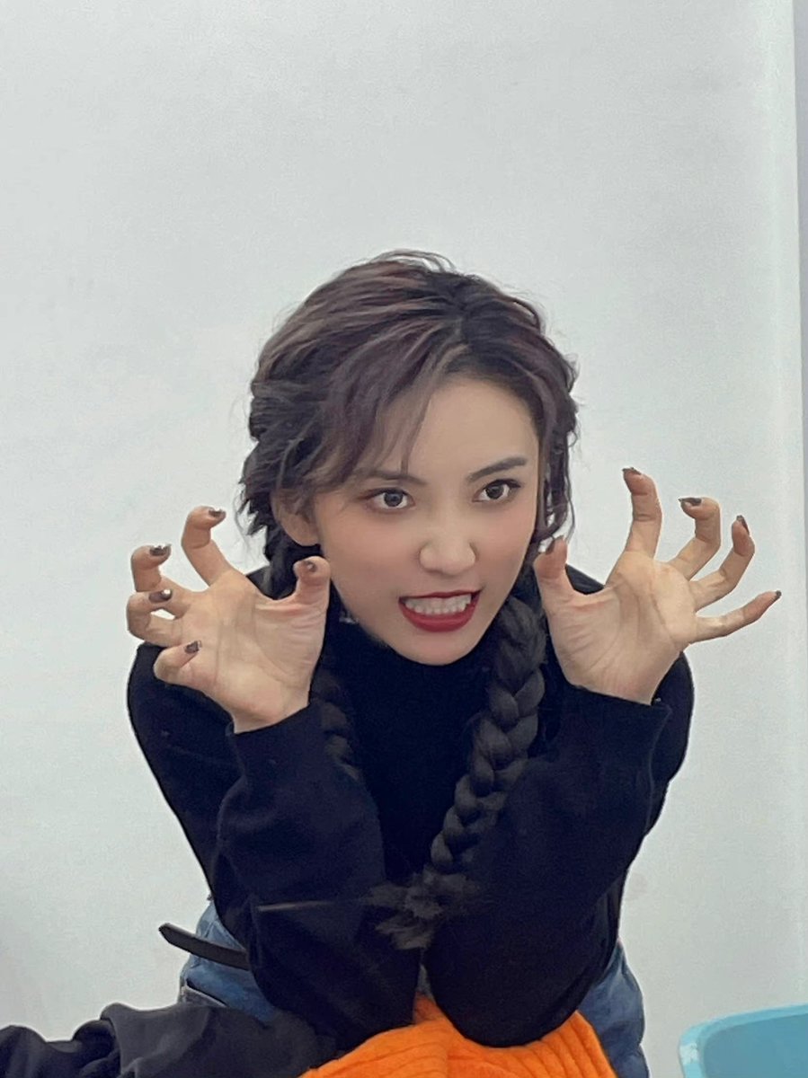 220121 苏芮琪的玫瑰园

#苏芮琪 #수루이치 #Suruiqi #소예기 #スールイチー