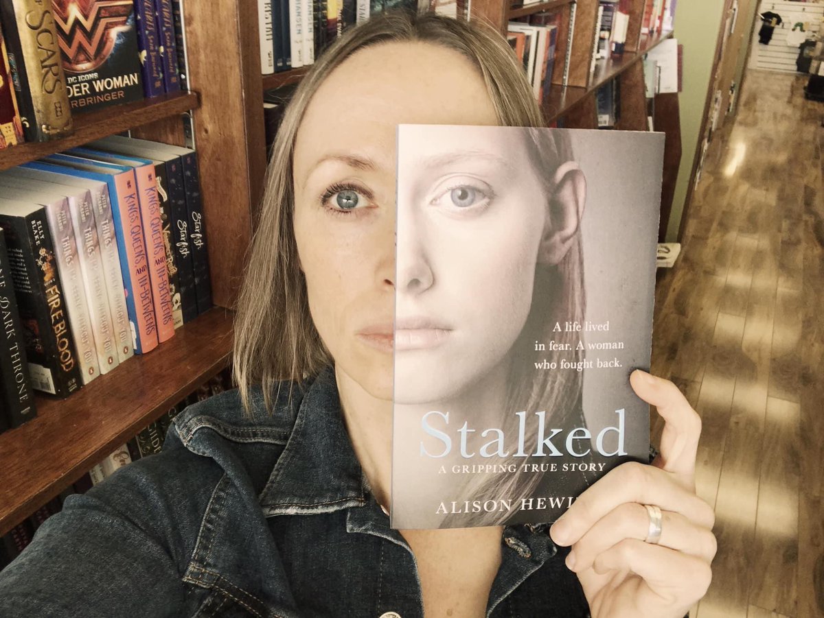 July 5th, 2019.
Turned myself into a little elf girl with a book that definitely had no elves in it. 
They all can’t be winners!
.
.
.
#bookface #bookfacefriday #bookfacemagazine #bookfacechallenge #bookfacelicious