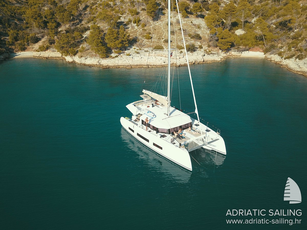 sailingadria's tweet photo. New Fleet Addition - https://t.co/CAzvO2jhZV https://t.co/D18RJNTQun