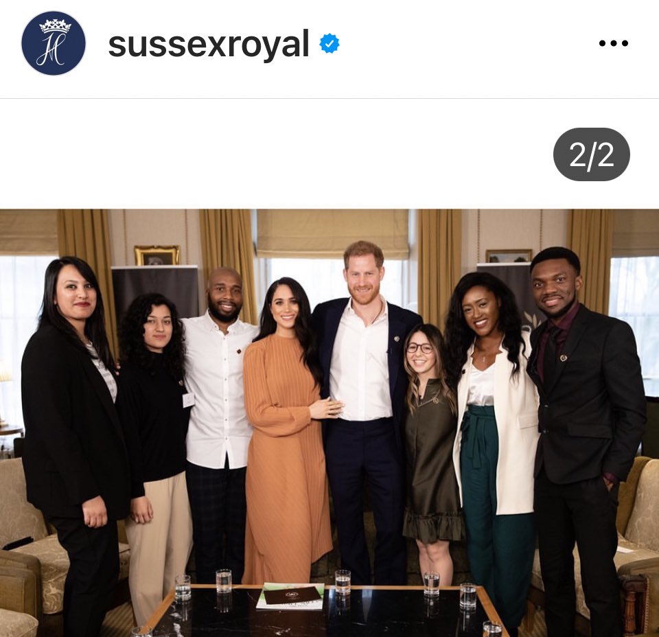 jozzzaphen's tweet image. #HappyHuggingDay just a few precious moment of #HarryAndMeghan 🫂🥰🤴👸🏻#HubbCommunityKitchen #WeAreInvictus #QueensCommonweath #RoyalVisitSA