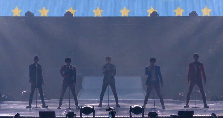 CHAINITAE's tweet photo. #SHINee #TAEMIN #JONGHYUN #ONEW #MINHO #KEY #SHINeeWorld2017
👑 O 💎 T 💎 J 💎 M 💎 K 💎 👑 https://t.co/BHWkmRTqiT