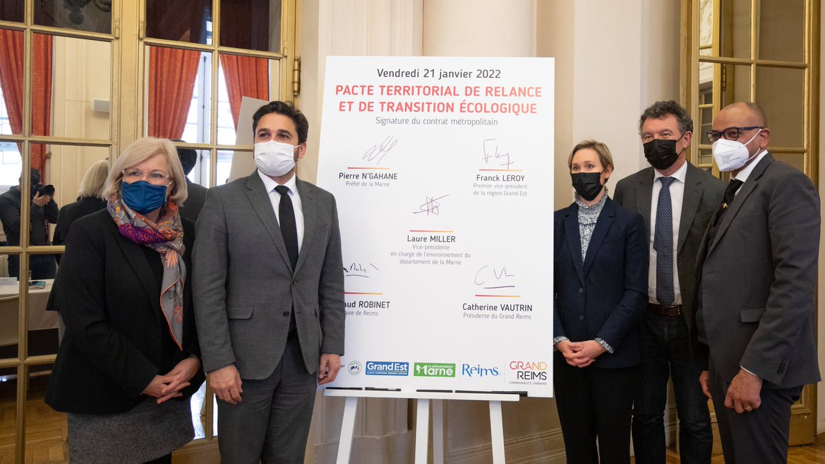 GrandReims's tweet image. Signature aujourd’hui du contrat métropolitain du #GrandReims : Pacte Territorial de Relance et de Transition Écologique, avec la @VilledeReims, l’Etat, la @regiongrandest et le @DptMarne, pour faire du Grand Reims, un territoire référent en matière de neutralité #carbone !