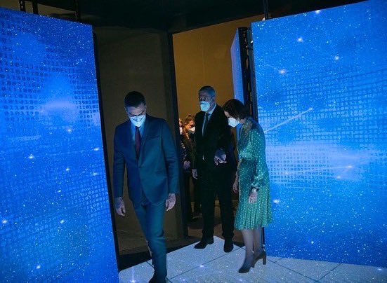 El presidente del Gobierno <a href="/desdelamoncloa/">La Moncloa</a>, <a href="/sanchezcastejon/">Pedro Sánchez</a>, visita #HELIXA durante esta mañana con motivo de #FITUR2022, la gran apuesta de <a href="/IFEMA/">IFEMA MADRID</a> MADRID por la innovación.

#GemeloDigital | #Sientelainspiracion en #IFEMADRID.