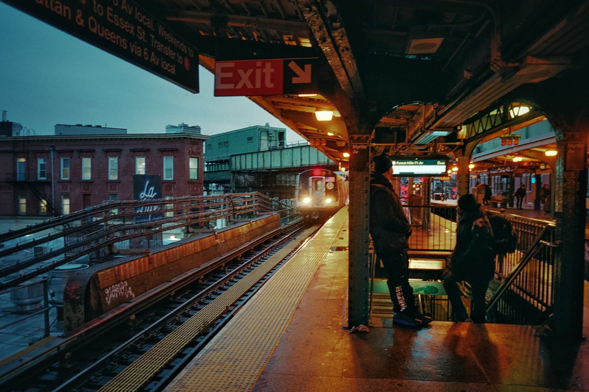 mickeyjspear's tweet image. Morning commute