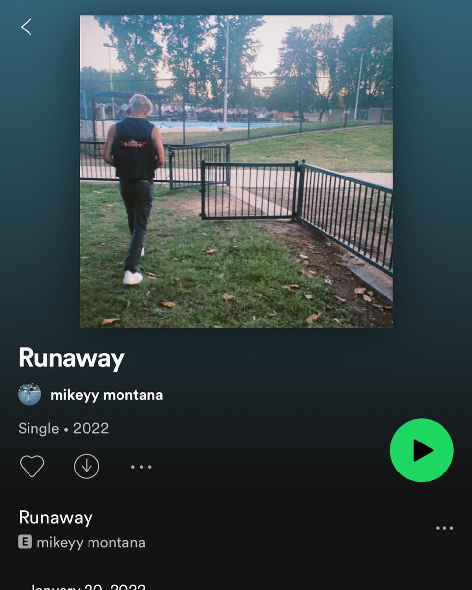mikeyymontana_'s tweet photo. my new song is out everywhere show it to your friends and make sure to share it💋💋 
https://t.co/2lTunFaRsi https://t.co/cRdG9CImzr
