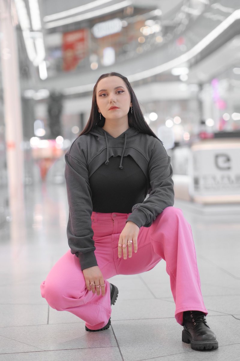 SbornayaS's tweet photo. aespa - savage 🤟🏻

NingNing - @guusarova19 
Photo by @vnaturebaby 
Edited by @take_your_brain 

#aespa  #savage #aespasavage #kpop  #kpopdance 
#dancecover #ningning #kpopinpublic @aespa_official https://t.co/1RRxyJurFf