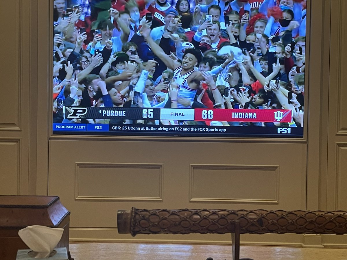 DickieV's tweet photo. U better believe they r probably still celebrating in Bloomington, Indiana baby / they finally beat Purdue ! Yes @IndianaMBB no doubt my TEAM of the NIGHT &amp; ROB PHINISEE the PTPER &amp; STAR of last night’s college hoops . @MikeWoodsonNBA era is now 12-0 at home . https://t.co/LtJJ0C5BiE