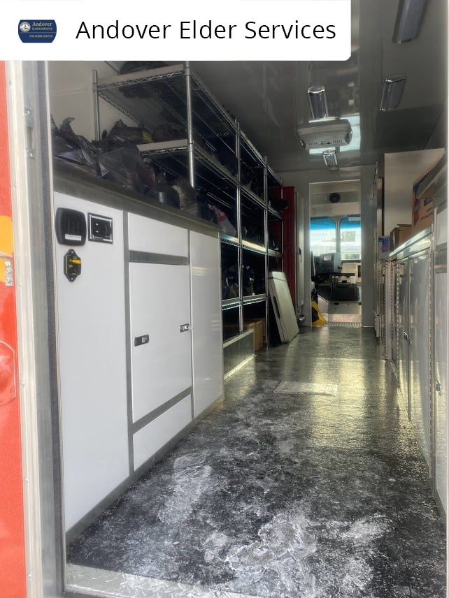 Love seeing our food trucks out and about 😍 Check out this <a href="/MVYMCA/">Merrimack Valley Y</a> truck doing a mobile food pantry with <a href="/AndoverMaGov/">Town of Andover, MA</a> Elder Services!
#mobilekitchen #foodpantry

📸 Andover Elder Services