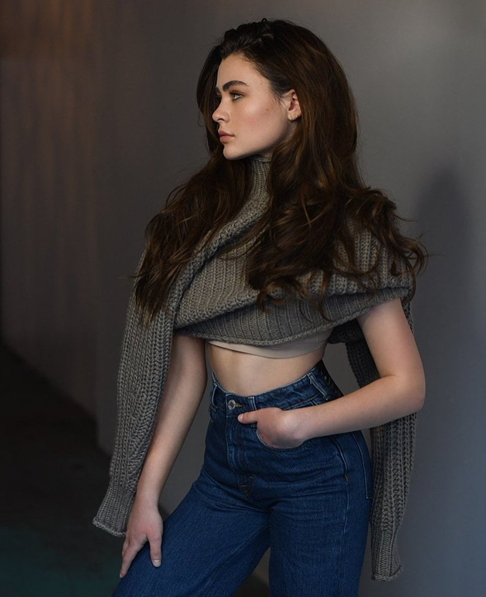 PHOTO | New photo of Lola Flanery by Erwin Loewen on IG.