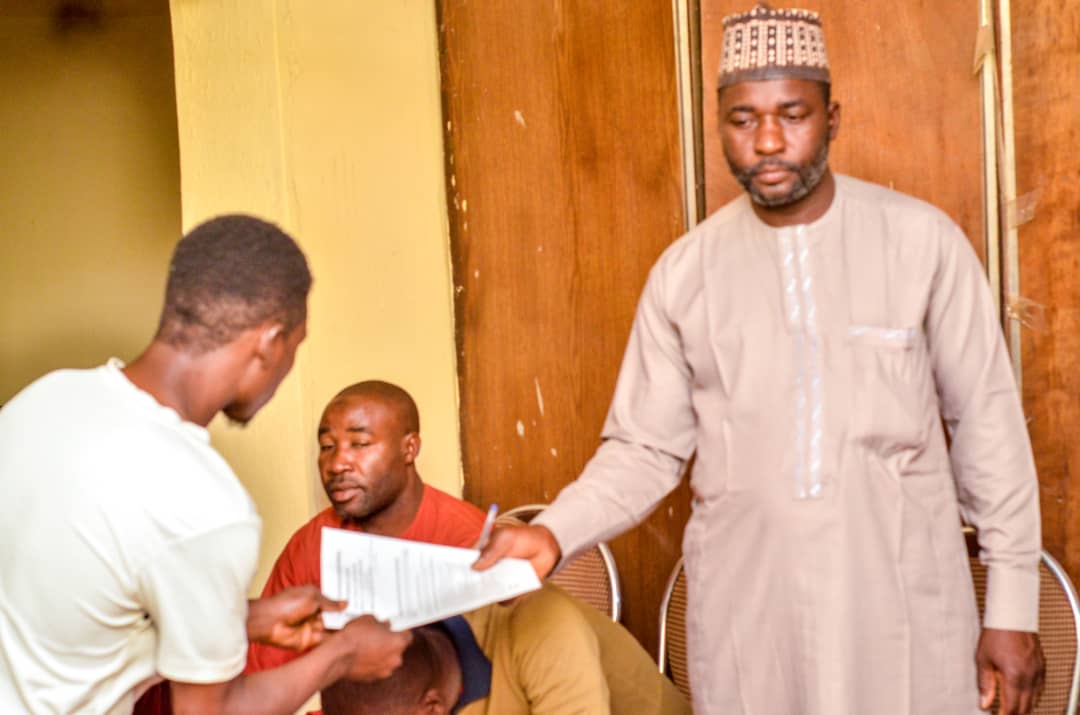 phalalb007's tweet photo. The beneficiary candidates will commence a 2 years diploma in Accounting, Business Administration, Public Administration, Computer Science, Science laboratory technology (with options in Medical Laboratory Sciences and Industrial Laboratory Sciences). https://t.co/Thi4f4HBPz