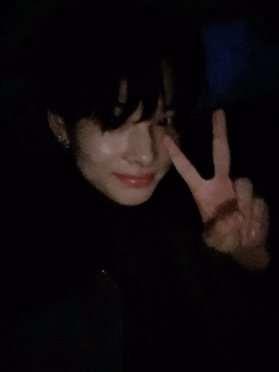 en_llcv's tweet photo. must protect this boy at all cost, he’s still a child and he doesn’t deserve what haters say. Ni-ki best boy‼️

#NI_KI #니키 https://t.co/YhhEeLLqnG