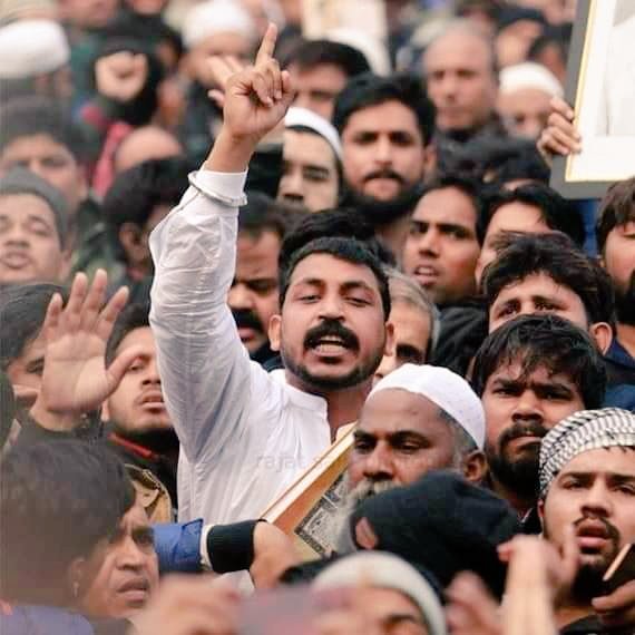 Azam1youth's tweet photo. The responsibility of making Chandrashekhar Azad is of the women of the state, of the youth, of the Muslims, of the farmers.. because this is the person who dies day and night for you...

@Profdilipmandal @OBCARMYCHIEF @ASPUP_ 

 #गोरखपुर_से_चन्द्रशेखर
 #गोरखपुर_से_चन्द्रशेखर https://t.co/bDRPOLgNPr