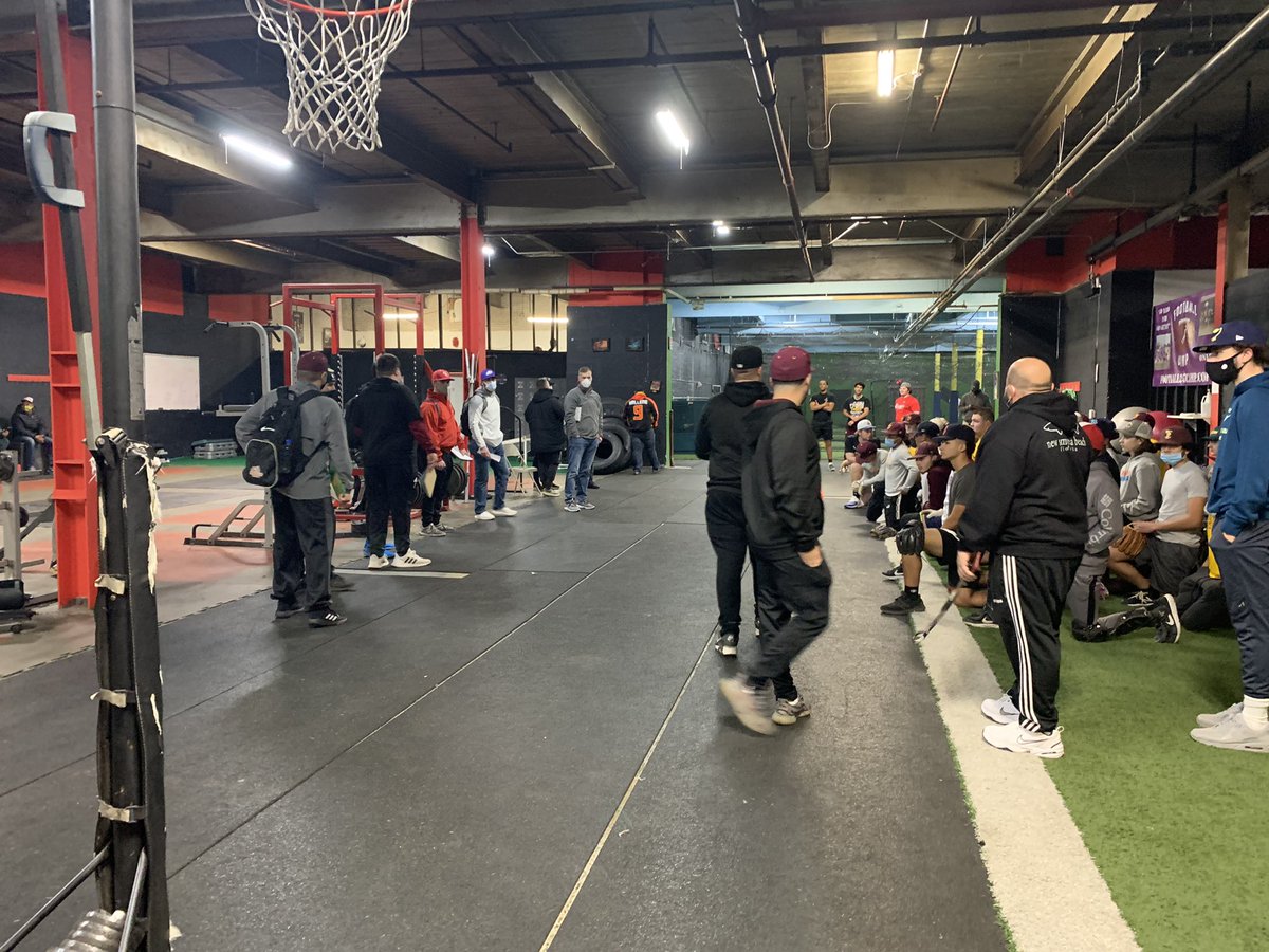 coachjoecoelho's tweet image. A very successful first ever showcase for the @RiDevils last night. Wanna thank all my devils coaches who helped me put this together. Also want to thank all the college coaches for coming and talking to the players and allowing them to showcase their talents #devilsup 😈