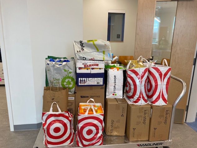 FalesPrincipal's tweet photo. Thank you Fales community for the AMAZING collection for the Westborough Food Pantry!! We collected over 428 items!! #FalesCARES #Fales💙🦔💙 https://t.co/daCQCcMezr