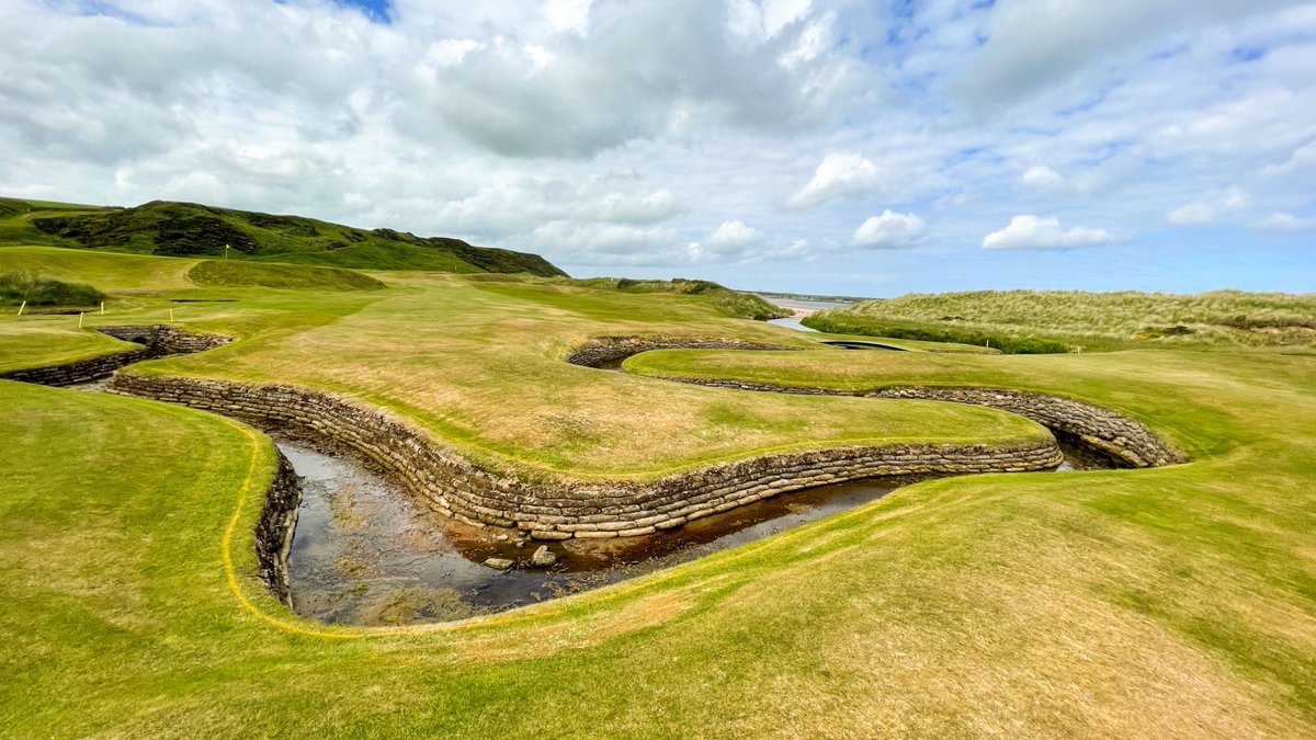 ukgolfguy's tweet photo. It took me far too long to get to @Crudenbaygolf, when I did it lived up to all my expectations. 

The dunes are more reminiscent of the west coast of Ireland than Scotland. It’s a course that definitely rewards imagination over brute force.

My review -
https://t.co/wGyQoQvNgq https://t.co/SqlnybCKeW
