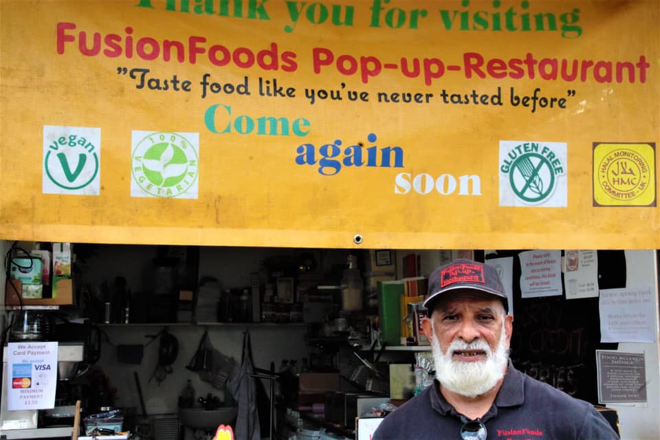 The Fusion Foods pop-up is back for the men's first team cup quarter-final against <a href="/LarkspurRovers/">Larkspur Rovers FC</a> 
 
<a href="/manzoorahmed/">Fusionfoods pop up Restaurant</a> will be serving meat, veggie and vegan hot food at the entrance. Cash and cards accepted.

As seen on <a href="/FootyScran/">Footy Scran</a> 👇