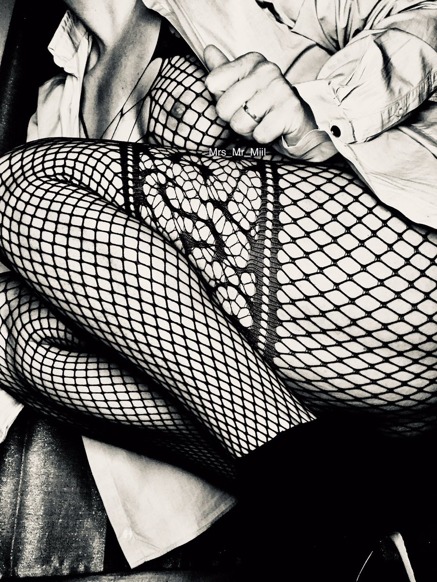 mrsmiil's tweet photo. Un excellent #vendredisein à vous. Un grand merci pour tout vos petits ♥️ sur ma dernière image. J’espère que celle-ci vous plaira. Bon courage pour la fin de journée 💋Merci https://t.co/FlTYwepb5T