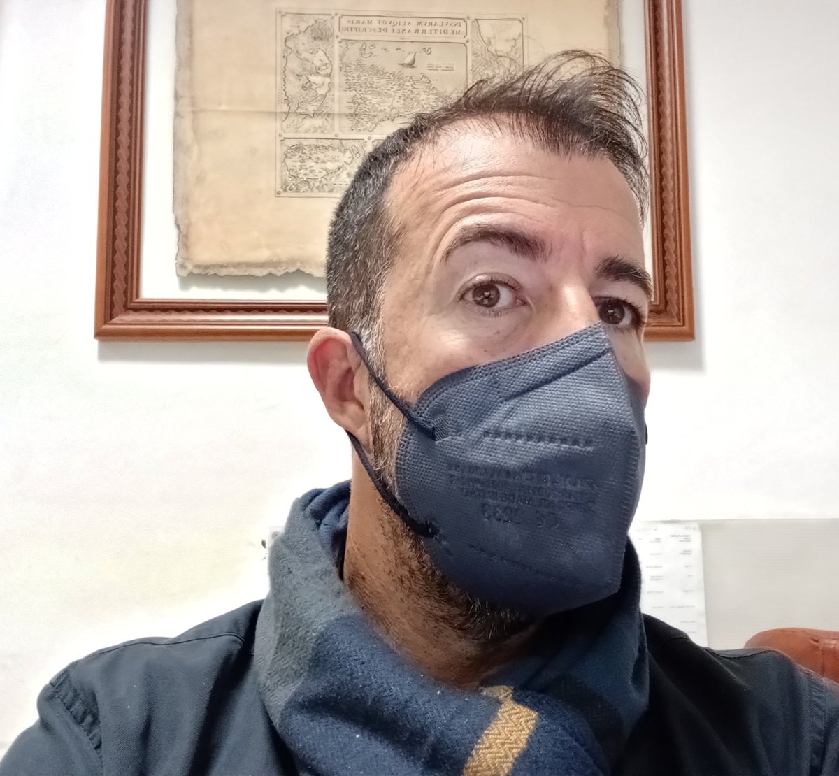 giacgiac74's tweet photo. Arriva il Decreto Sostegni, a breve mascherine ffp2 gratuite agli insegnanti, personale scolastico etc...interessata la distribuzione intermedia e le farmacie accreditate https://t.co/RbMbW8dMw8
